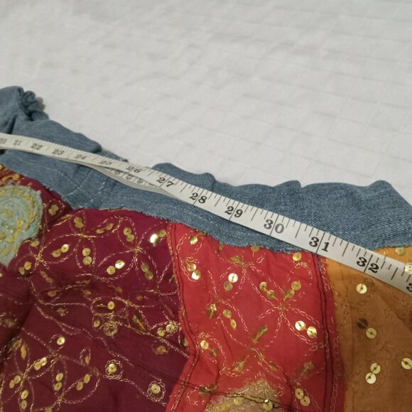 Beautiful handmade skirt, with denim, silk & cotton fabrics, sequins, embroidery - Picture 6 of 13